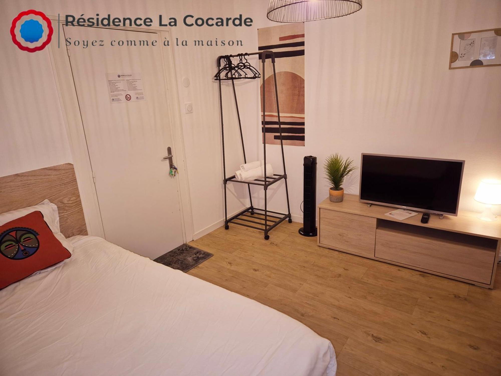 Residence La Cocarde, Suites Type Appartements Bourges Luaran gambar